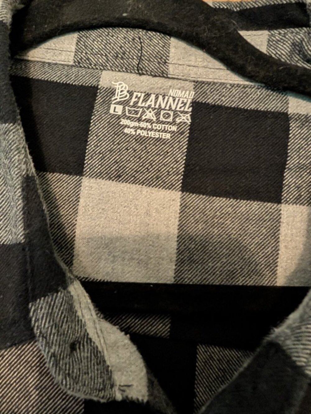 Independent Trading Company White Plaid Flannel Shirt Size XL - Picture 3 of 6